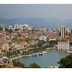 Amabile * Split